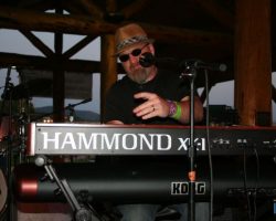 Lisa Mann Band Keyboards Lisa Mann Band Keyboards